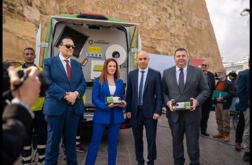 ReturMobil flotta Máltán a lakossági konténer-visszagyűjtési szolgáltatás támogatására